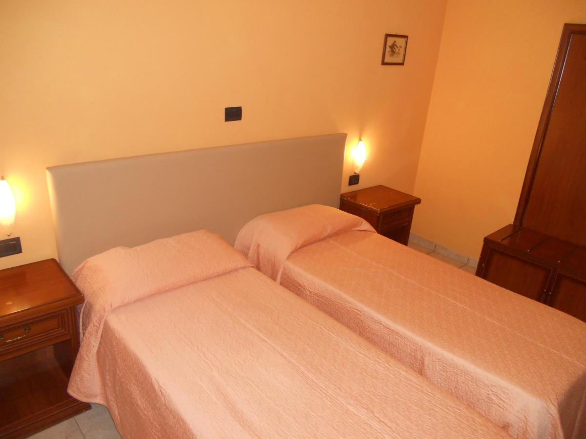 Hotel Salus Montecatini Terme Exterior photo